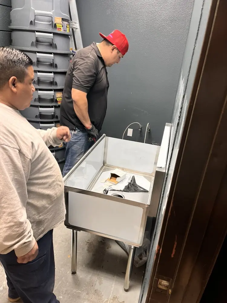 Commercial plumbing and sink installation in Aldan